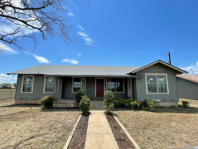 6220 FM 2676 — OUT/MEDINA