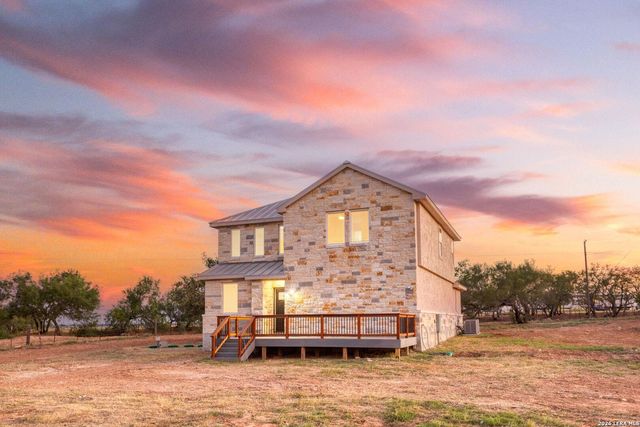 288 County Road 105 — M A RODRIGUEZ SUR