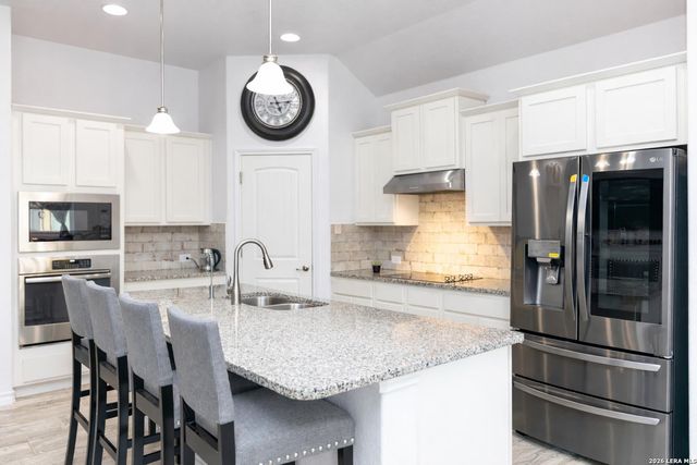 104 Fairway — River Bend