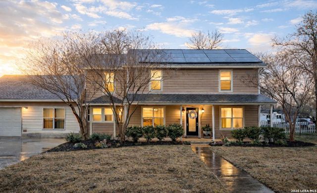 306 Flores Oaks — flores oaks