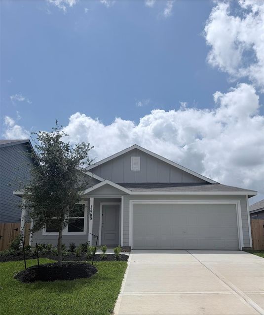 15700 Plum Brook Dr — Sweetwater Ridge