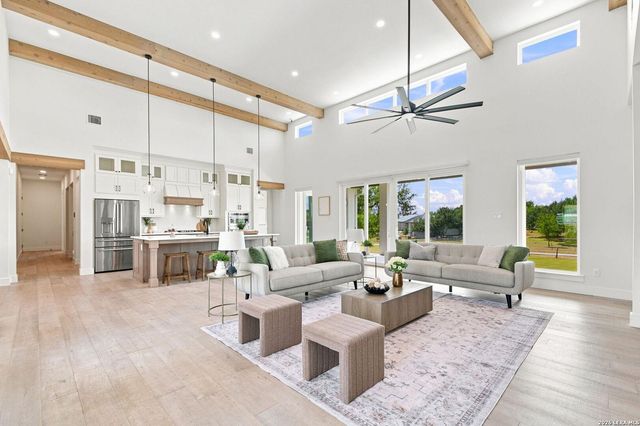 729 Fossil Springs — BELLE OAKS RANCH