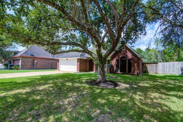 1145 Westglen Dr — Westglen Alvin