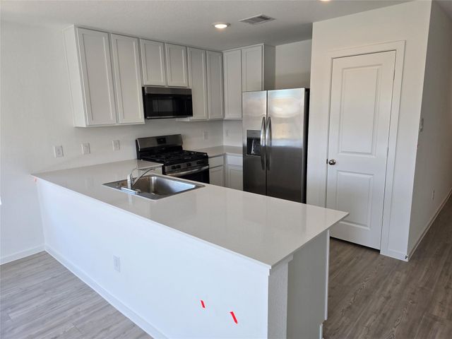 9507 Dazzling Tentacle Dr — Scotts Bend