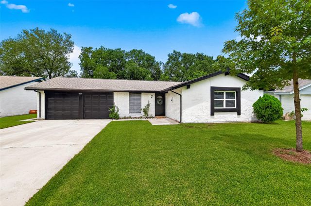 16615 Barcelona Dr — Forest Bend Sec 06