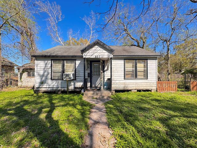 807 7th St — Rosenberg