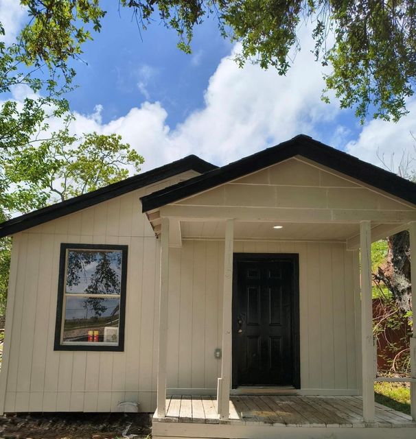 115 Bay St N — Texas City