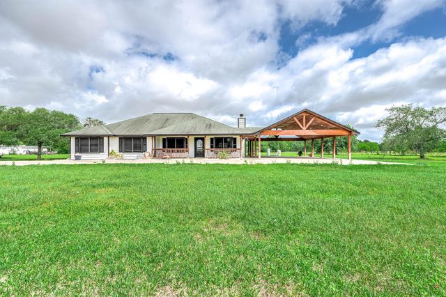 1095 County Road 423 — Algoa SD Tr 15