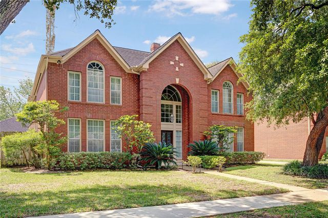 1618 Nails Creek Dr — Riverbend North