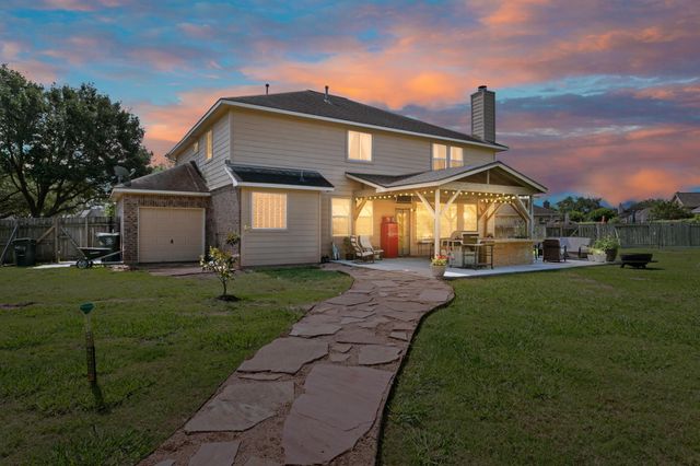 1927 Lavender Field Dr — Greatwood Stonebridge