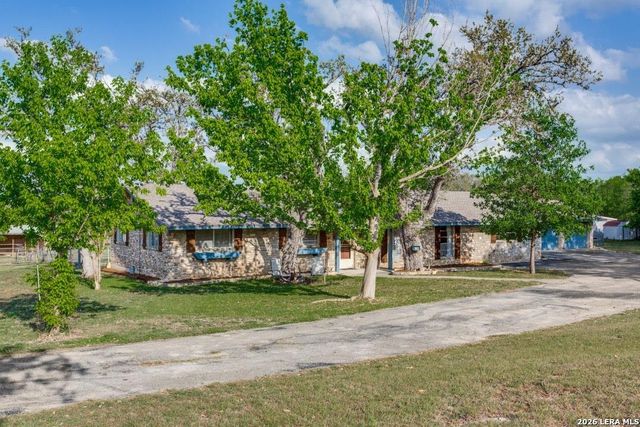 212 KENDALL OAKS DR — Kendall Oaks