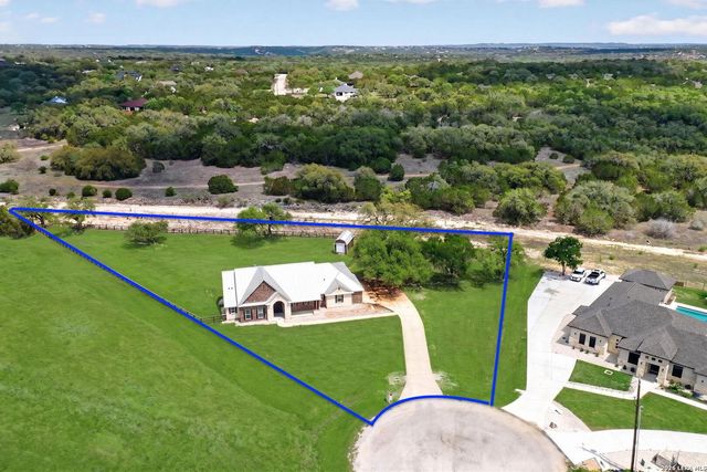 815 Serene Waters — Serenity Oaks