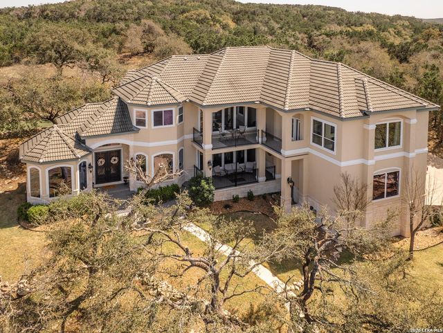 112 Los Colinas — RIVER CROSSING