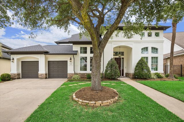 5230 Turning Leaf Ln — Avalon