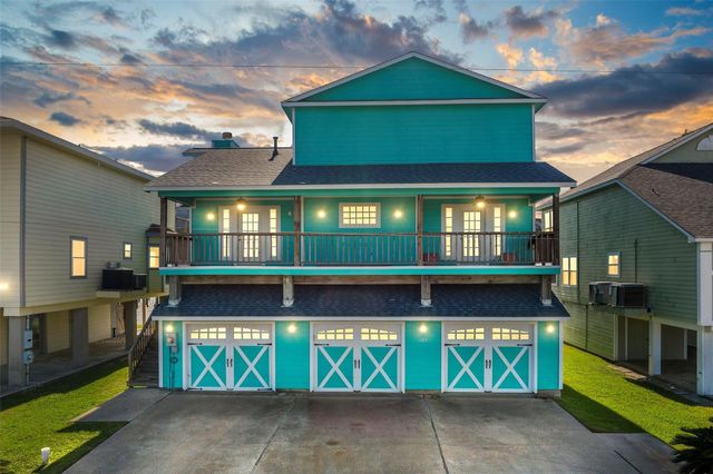 1315 Edwards Dr — Edwards Landing