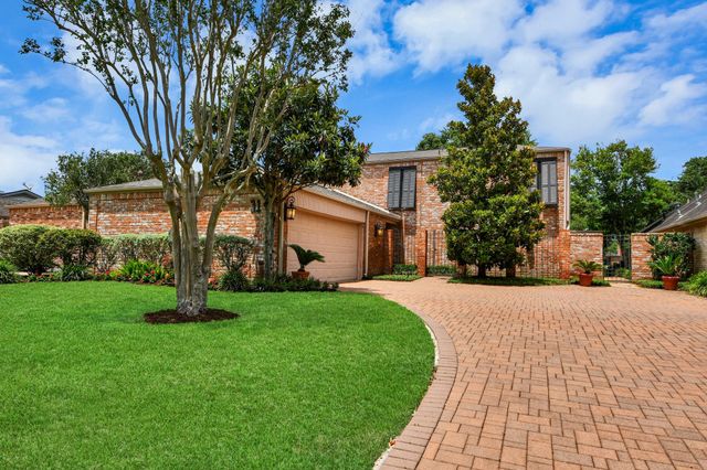 31 Bendwood Dr — SUGAR CREEK