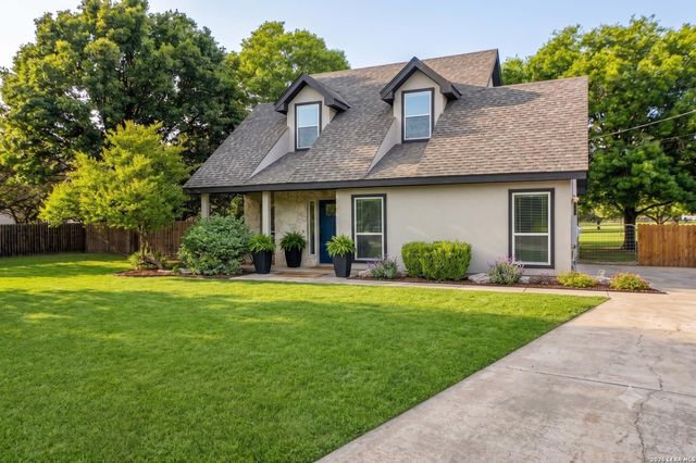 5025 Antler — OAK VILLAGE NORTH