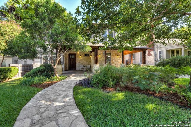 211 Inslee Ave — ALAMO HEIGHTS