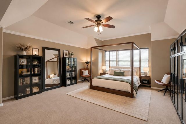 1325 Dorothy St — Heights Anx