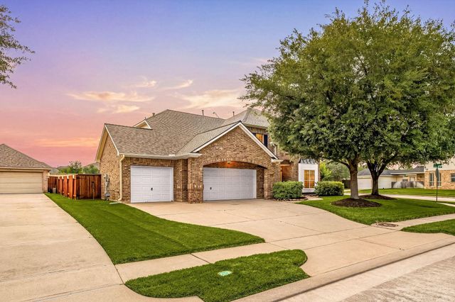 13322 Larkhill Gardens Ln — Orchard Lake Estates Sec 2