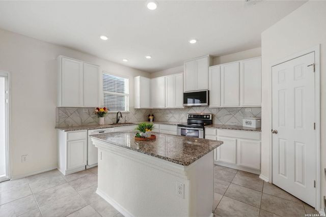 425 LANDMARK FLS — LANDMARK POINTE - GUADALUPE CO