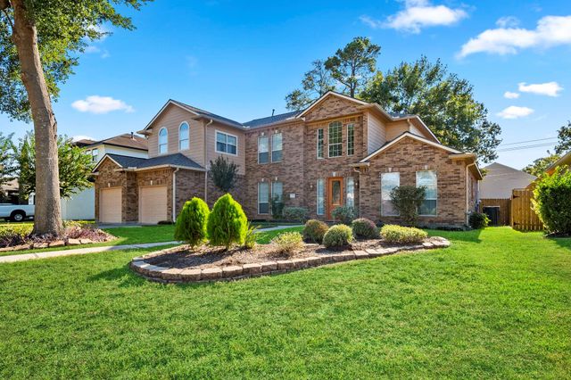 14911 Hyde Park Pl — Edinburgh Estates