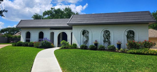 3007 Montford Ct — Sugar Creek