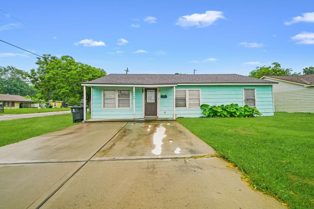 5003 Ridgeway Dr — Inwood Terrace Sec 01