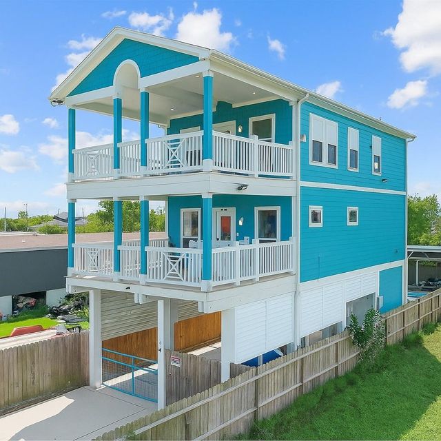 1012 22nd Street St D — San Leon Farm Home Tracts