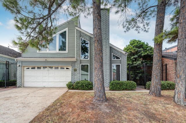 4106 Sun Meadow Dr — Brays Village