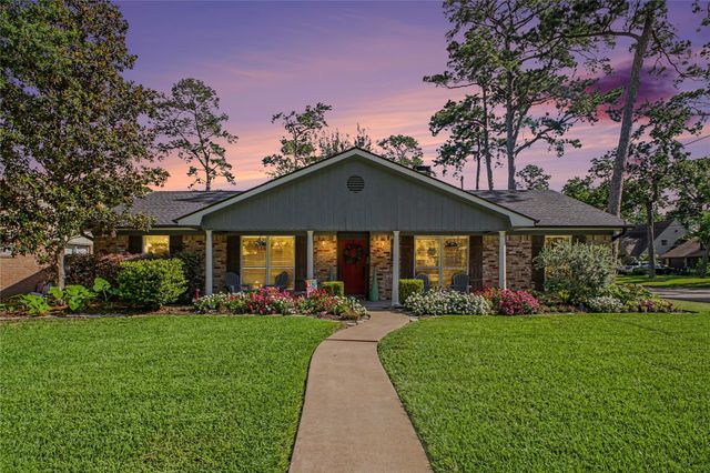 10202 Londonderry Dr — Beckham Place
