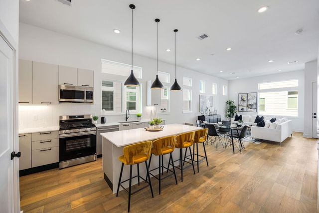 303 Marcella St F — Yale Terrace