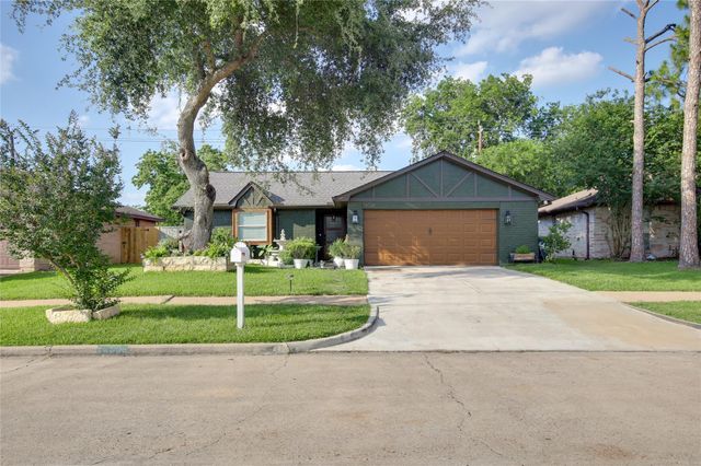 14006 Towneway Dr — Townewest Sec 4