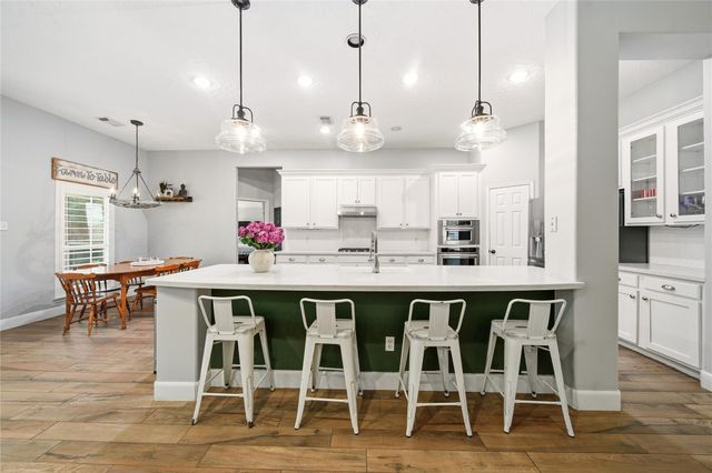 8027 SPRING BLUEBONNET DRIVE — Greatwood Springfield
