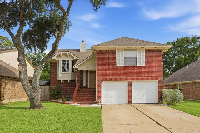 12919 Careywood Dr — Barrington Place Sec 3