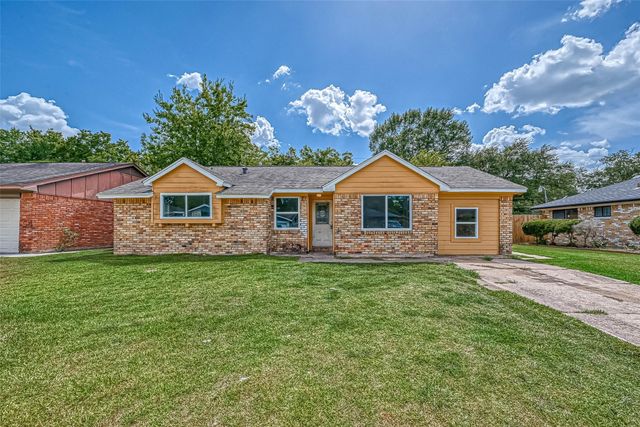 5606 Elm Springs Dr — Cresmont Park Sec 01