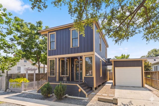 1311 37th St — Galveston Outlots