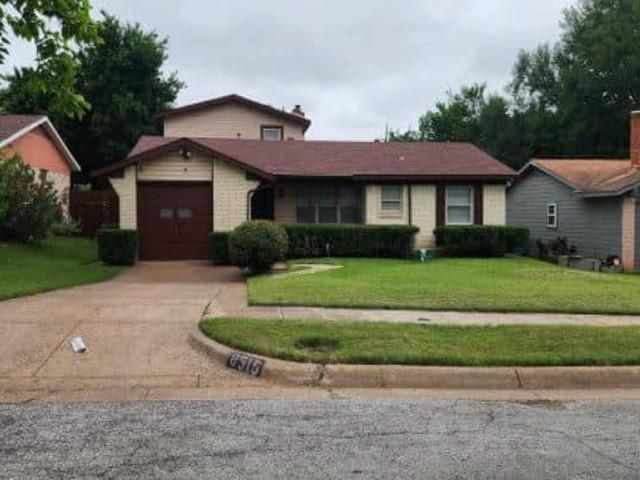 8515 Foxwood Ln — Tangelwood