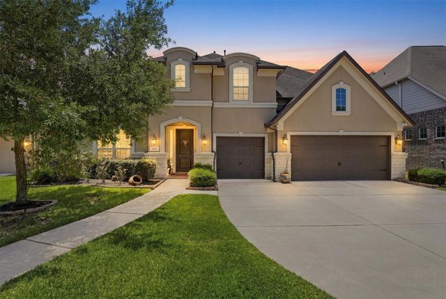 5830 Vineyard Creek Ln — Royal Brook