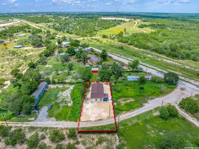 8701 County Road 128 — J DE LA GARZA SUR