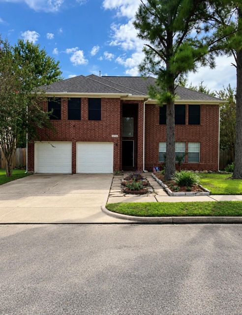 10702 Allens Landing Dr — White Oak Landing Sec 04