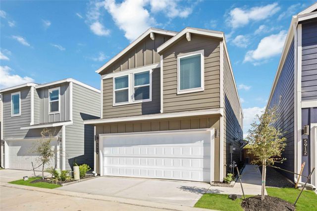3302 Willshire Stone St — Mansfield Estates