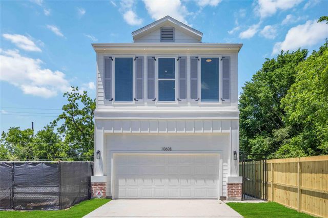 10608 Ashville Dr — Ashville Homes