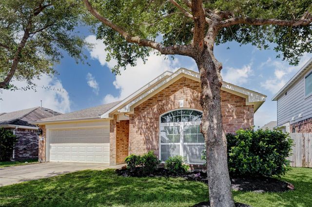 2639 Silky Ct — Lakes at Mason Park