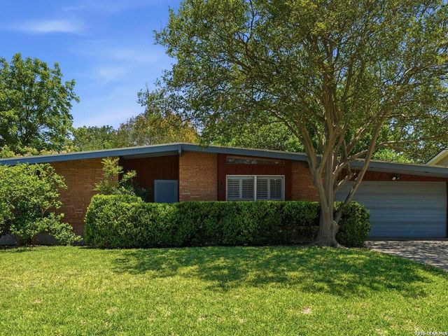 1834 Edgehill Drive — SUNSET RD AREA