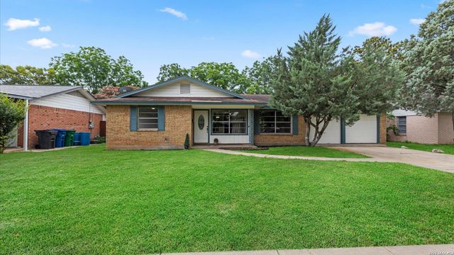 5026 LAKEWOOD DR — DELLCREST