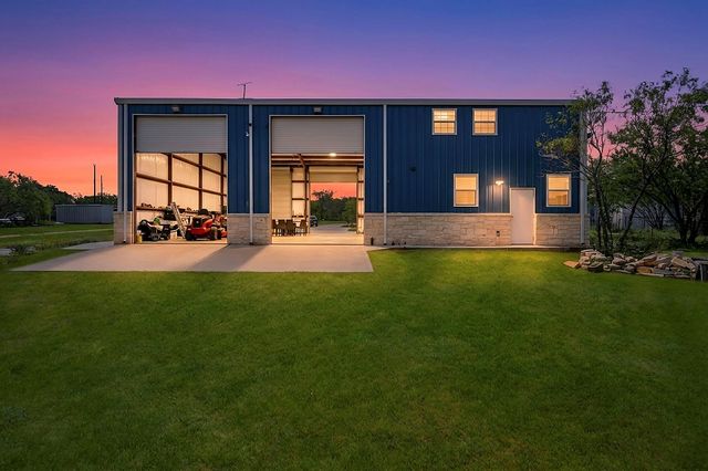 225 Buttercup Ln — S&J Arocha SUR