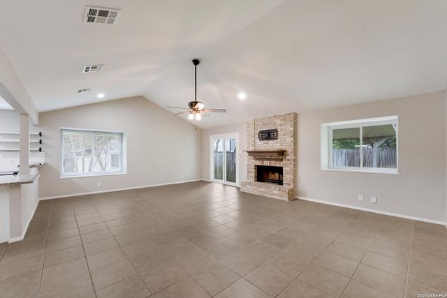 6239 Welles Brook Dr — WELLESLEY MANOR