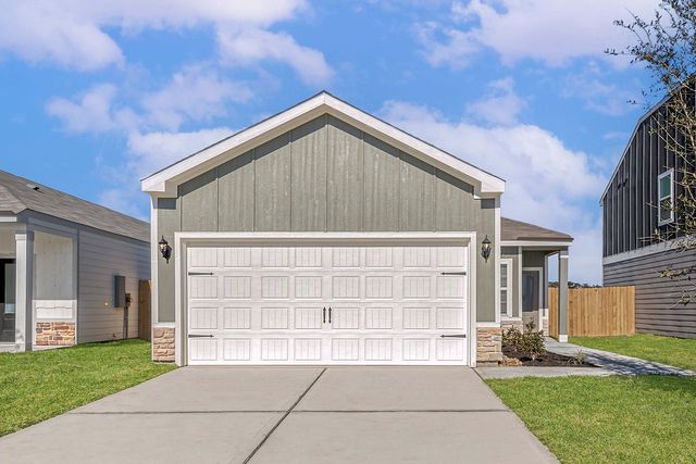 8316 Sunberry Shadow Dr — Wayside Village