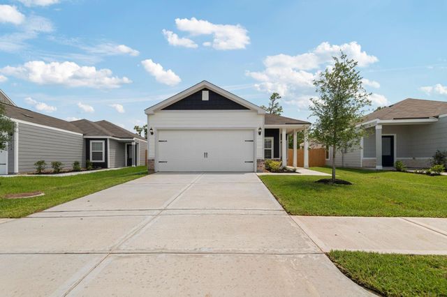 8302 Sunberry Shadow Dr — Wayside Village